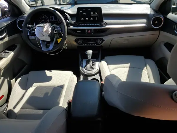 3KPF24AD1KE115956 2019 KIA FORTE - Image 8