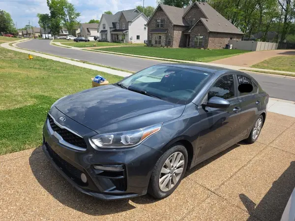 3KPF24AD1KE116010 2019 KIA FORTE - Image 2