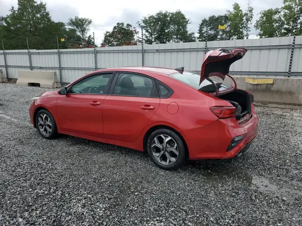 3KPF24AD1KE116766 2019 KIA FORTE - Image 2