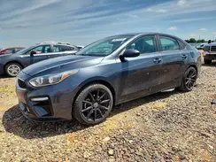 3KPF24AD1KE117061 2019 KIA FORTE