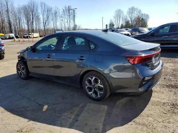 3KPF24AD1KE117237 2019 KIA FORTE - Image 2