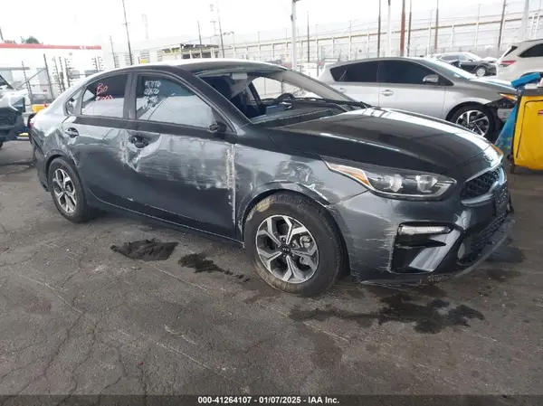 3KPF24AD1KE119540 2019 KIA FORTE - Image 1