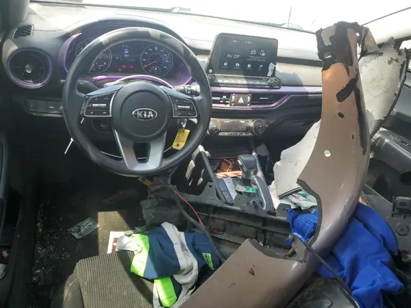 3KPF24AD1KE119912 2019 KIA FORTE - Image 8