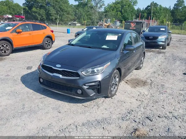 3KPF24AD1KE120140 2019 KIA FORTE - Image 2