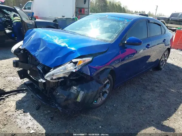 3KPF24AD1KE123197 2019 KIA FORTE - Image 2
