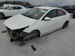 3KPF24AD1KE127248 2019 KIA FORTE