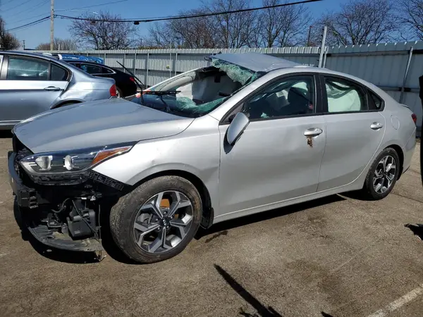 3KPF24AD1KE133552 2019 KIA FORTE - Image 1