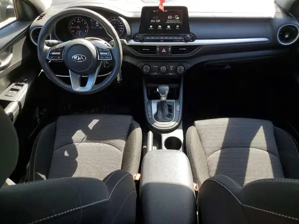 3KPF24AD1KE134197 2019 KIA FORTE - Image 8