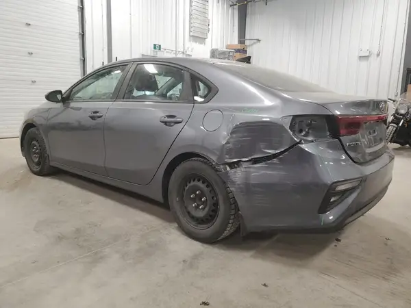 3KPF24AD1KE134278 2019 KIA FORTE - Image 2