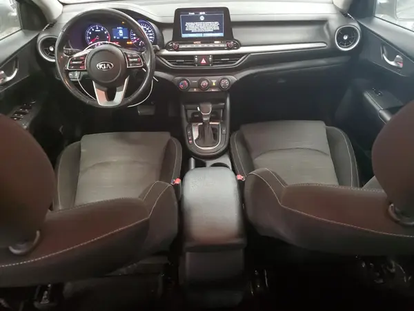3KPF24AD1KE134278 2019 KIA FORTE - Image 8