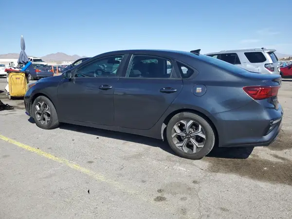 3KPF24AD1KE136922 2019 KIA FORTE - Image 2