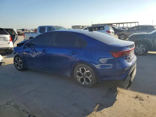 3KPF24AD1KE137956 2019 KIA FORTE - Image 2