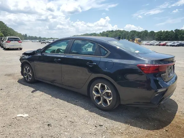 3KPF24AD1KE138427 2019 KIA FORTE - Image 2