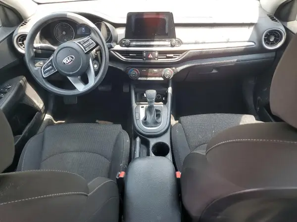 3KPF24AD1KE138962 2019 KIA FORTE - Image 8