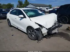 3KPF24AD1LE143631 2020 KIA FORTE