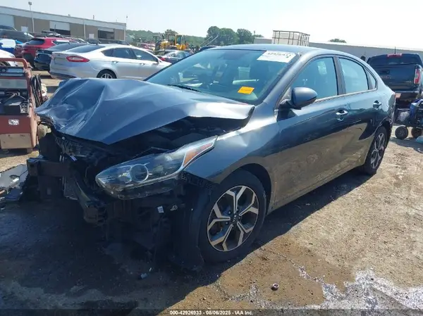 3KPF24AD1LE147128 2020 KIA FORTE - Image 2