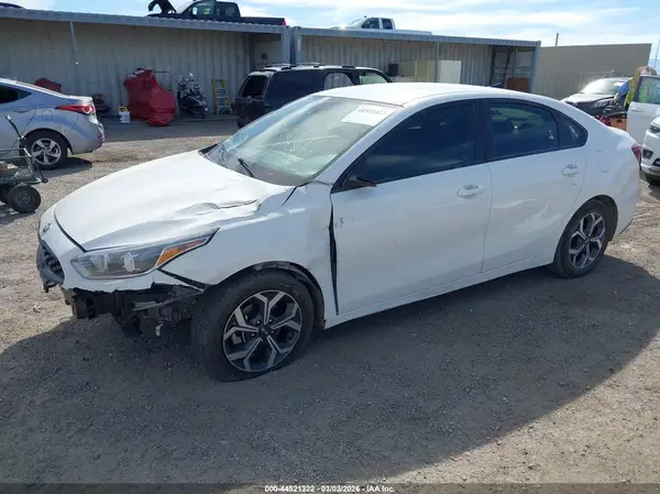 3KPF24AD1LE148599 2020 KIA FORTE - Image 2