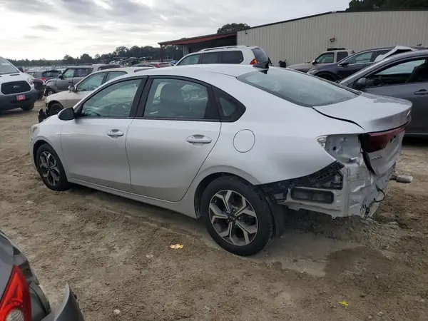 3KPF24AD1LE151258 2020 KIA FORTE - Image 2