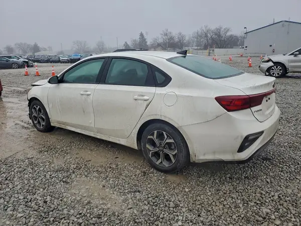 3KPF24AD1LE156914 2020 KIA FORTE - Image 2