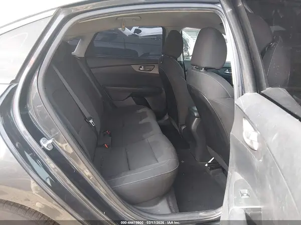 3KPF24AD1LE158940 2020 KIA FORTE - Image 8