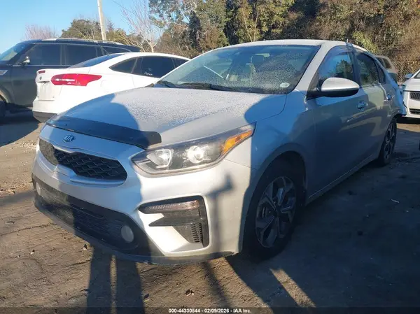 3KPF24AD1LE170005 2020 KIA FORTE - Image 2