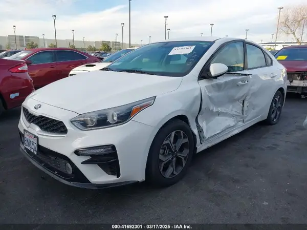 3KPF24AD1LE170599 2020 KIA FORTE - Image 2