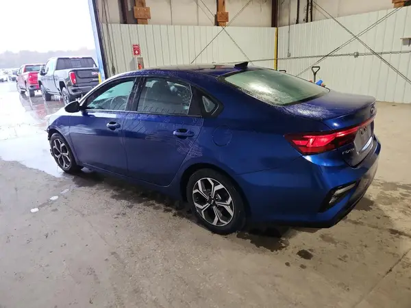 3KPF24AD1LE174281 2020 KIA FORTE - Image 2