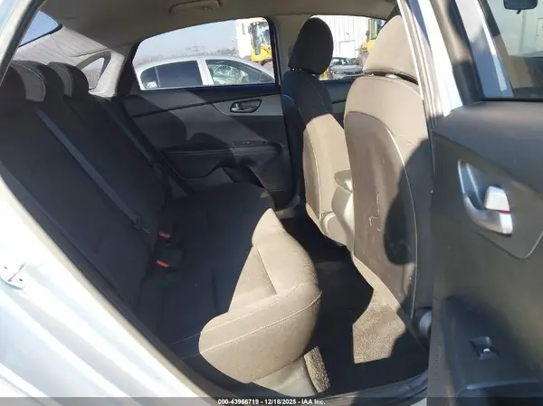 3KPF24AD1LE174538 2020 KIA FORTE - Image 8