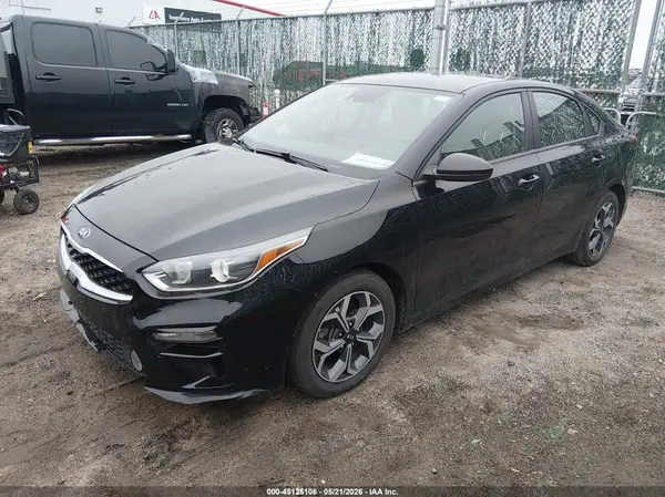 3KPF24AD1LE175995 2020 KIA FORTE - Image 2