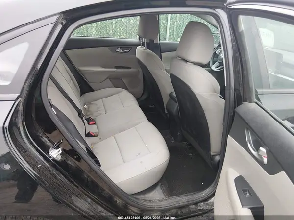 3KPF24AD1LE175995 2020 KIA FORTE - Image 8