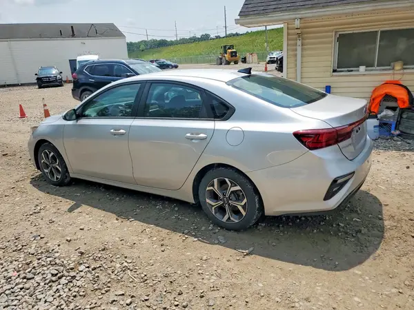 3KPF24AD1LE176273 2020 KIA FORTE - Image 2