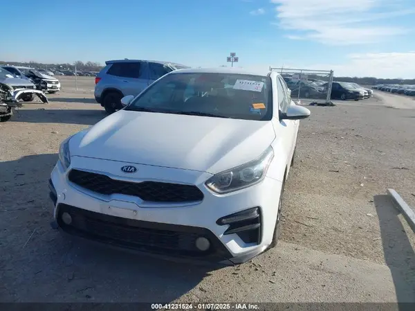 3KPF24AD1LE183322 2020 KIA FORTE - Image 2