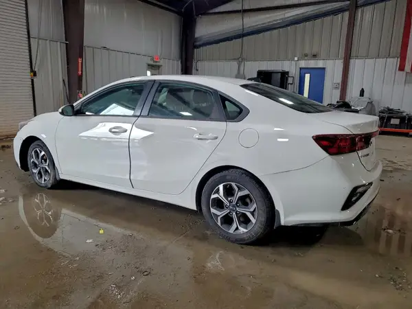 3KPF24AD1LE184518 2020 KIA FORTE - Image 2