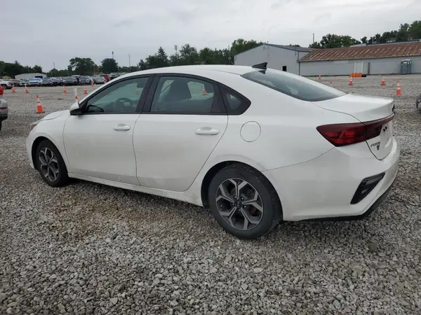 3KPF24AD1LE185104 2020 KIA FORTE - Image 2