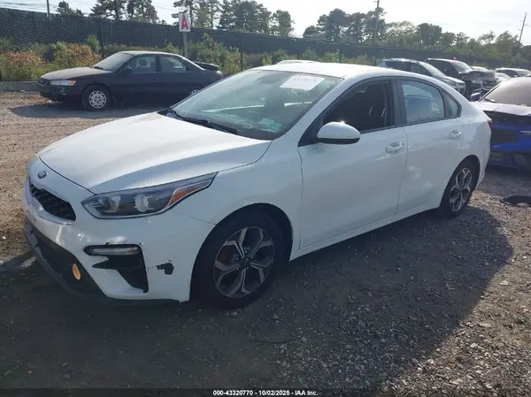 3KPF24AD1LE185409 2020 KIA FORTE - Image 2