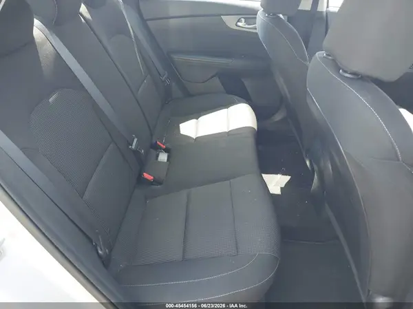 3KPF24AD1LE185586 2020 KIA FORTE - Image 8