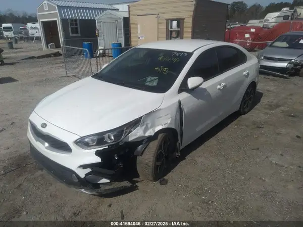 3KPF24AD1LE197513 2020 KIA FORTE - Image 2