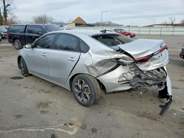 3KPF24AD1LE205836 2020 KIA FORTE - Image 2