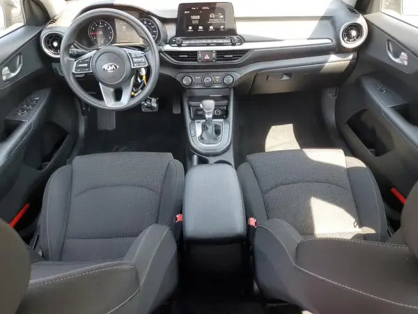 3KPF24AD1LE209577 2020 KIA FORTE - Image 8