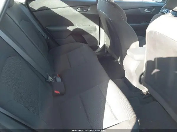 3KPF24AD1LE212365 2020 KIA FORTE - Image 8