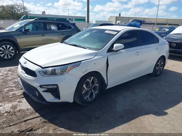3KPF24AD1LE212723 2020 KIA FORTE - Image 2