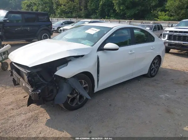 3KPF24AD1LE214116 2020 KIA FORTE - Image 2
