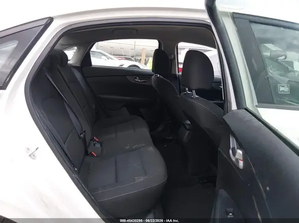 3KPF24AD1LE214357 2020 KIA FORTE - Image 8