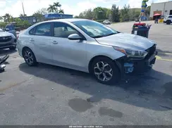 3KPF24AD1LE225598 2020 KIA FORTE