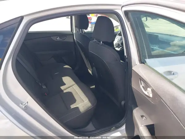3KPF24AD1LE225598 2020 KIA FORTE - Image 8