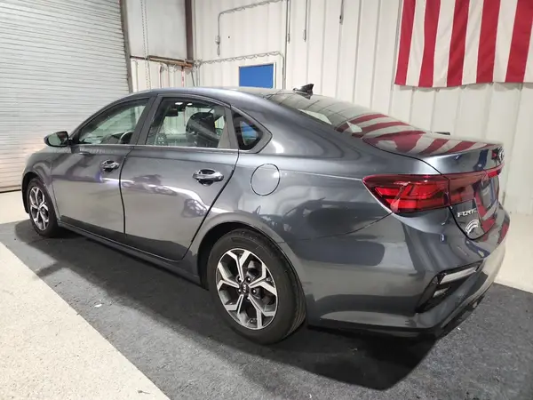 3KPF24AD1LE231465 2020 KIA FORTE - Image 2