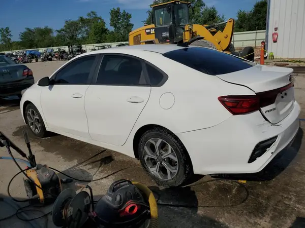 3KPF24AD1LE234091 2020 KIA FORTE - Image 2