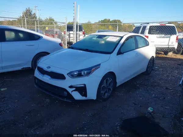 3KPF24AD1LE234415 2020 KIA FORTE - Image 2