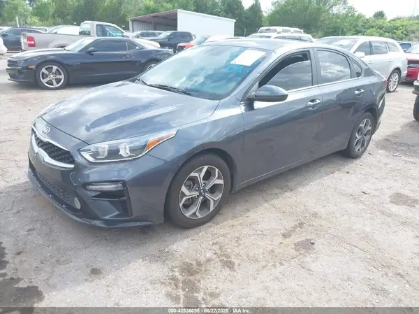 3KPF24AD1LE236276 2020 KIA FORTE - Image 2