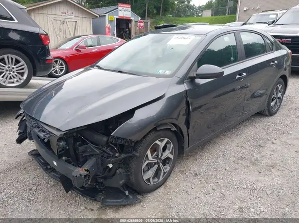 3KPF24AD1LE237749 2020 KIA FORTE - Image 2